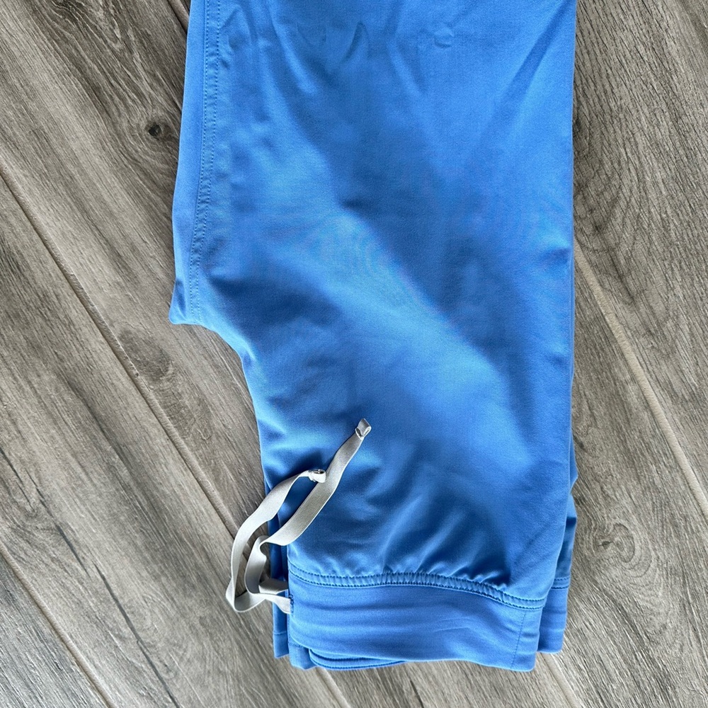 Figs size S Livingston pants. Perfect condition.